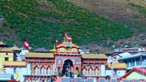 BADRINATH TEMPLE UTTRAKHAND